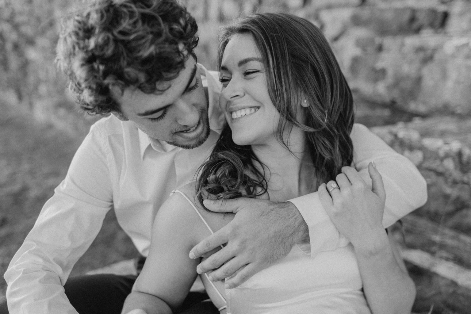 Outdoor Picnic Engagement Session Alice McLain Photography