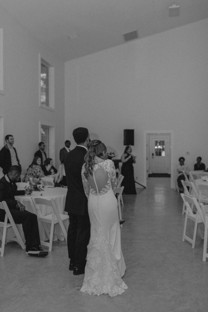 couple at reception at Houstons wedding venue in Northeast Arkansas
